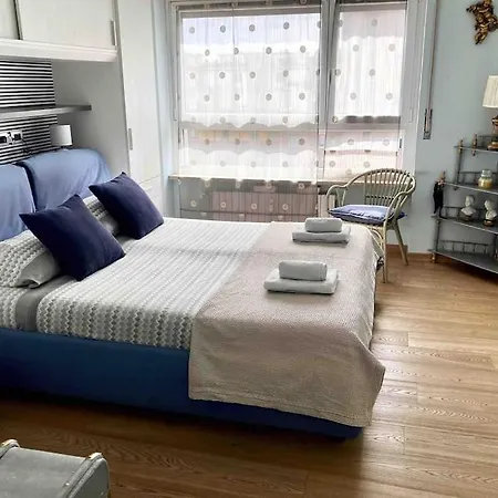 Artistic Park Apartment